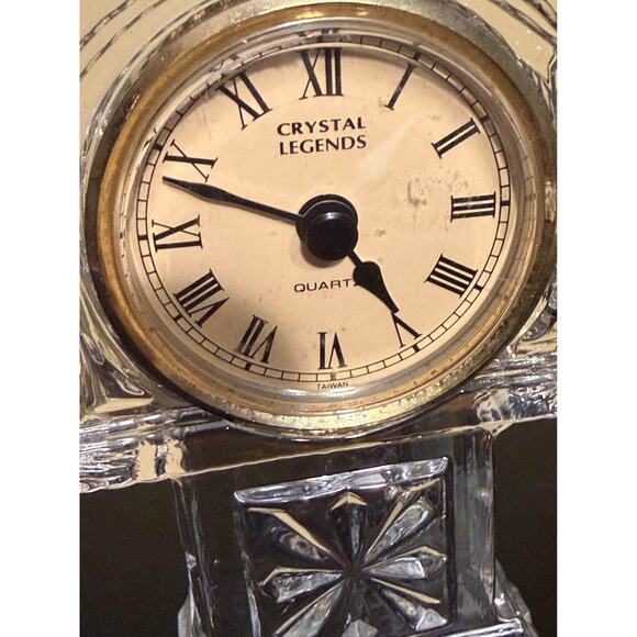 Vintage Crystal Legends by Godinger Quartz Cclock. - Picture 2 of 7